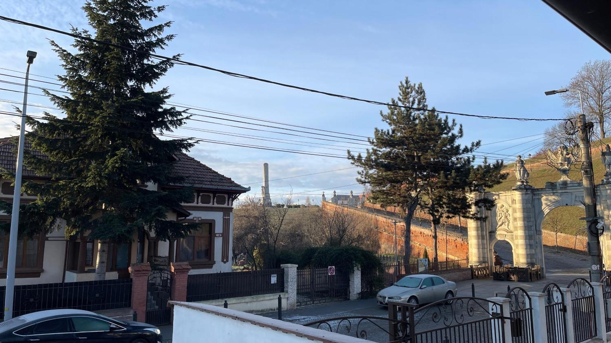 La Poarta Cetatii Villa Alba Iulia Luaran gambar